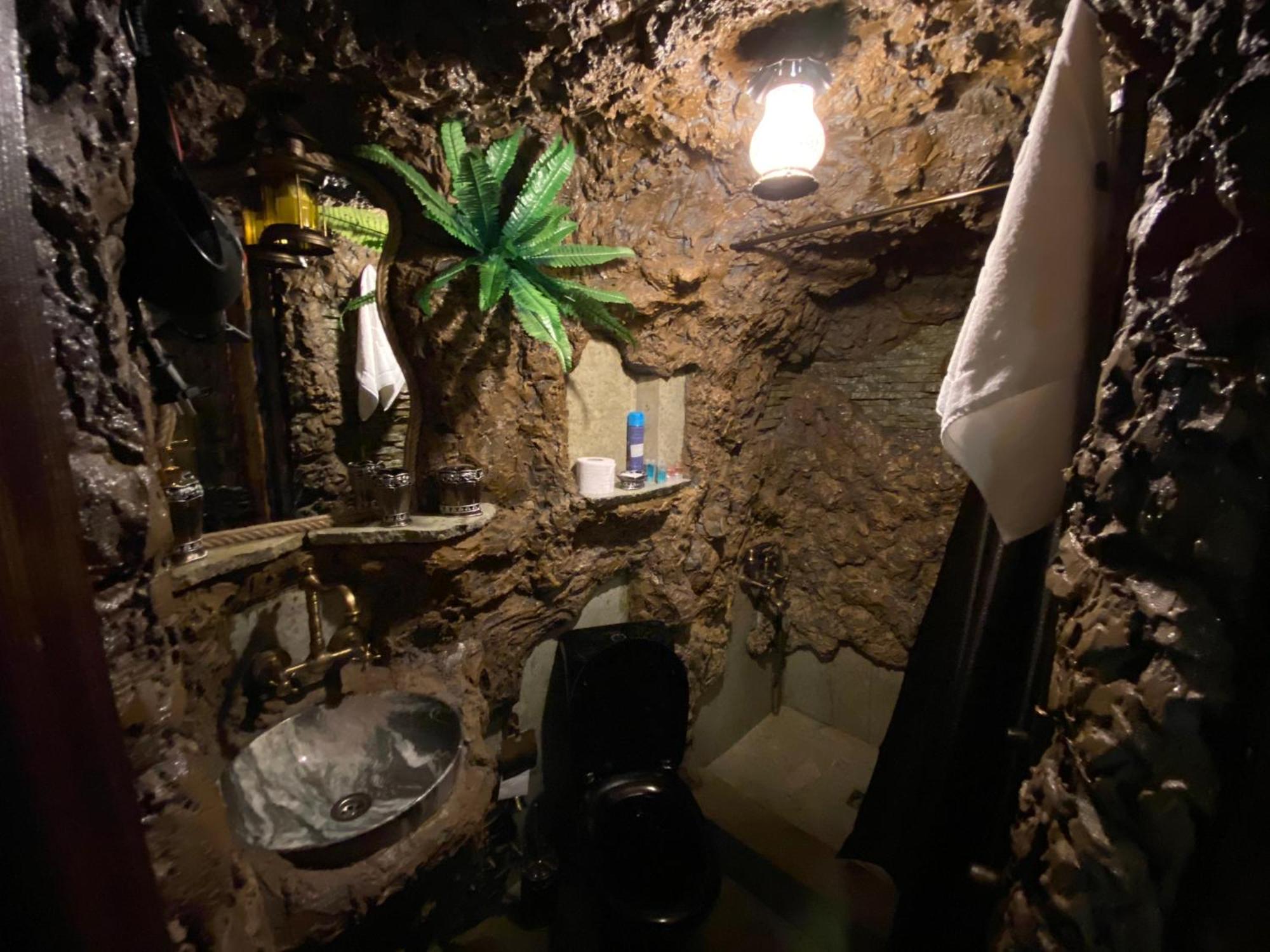 Boutique Fantasy Hotel Tbilisi Phòng bức ảnh