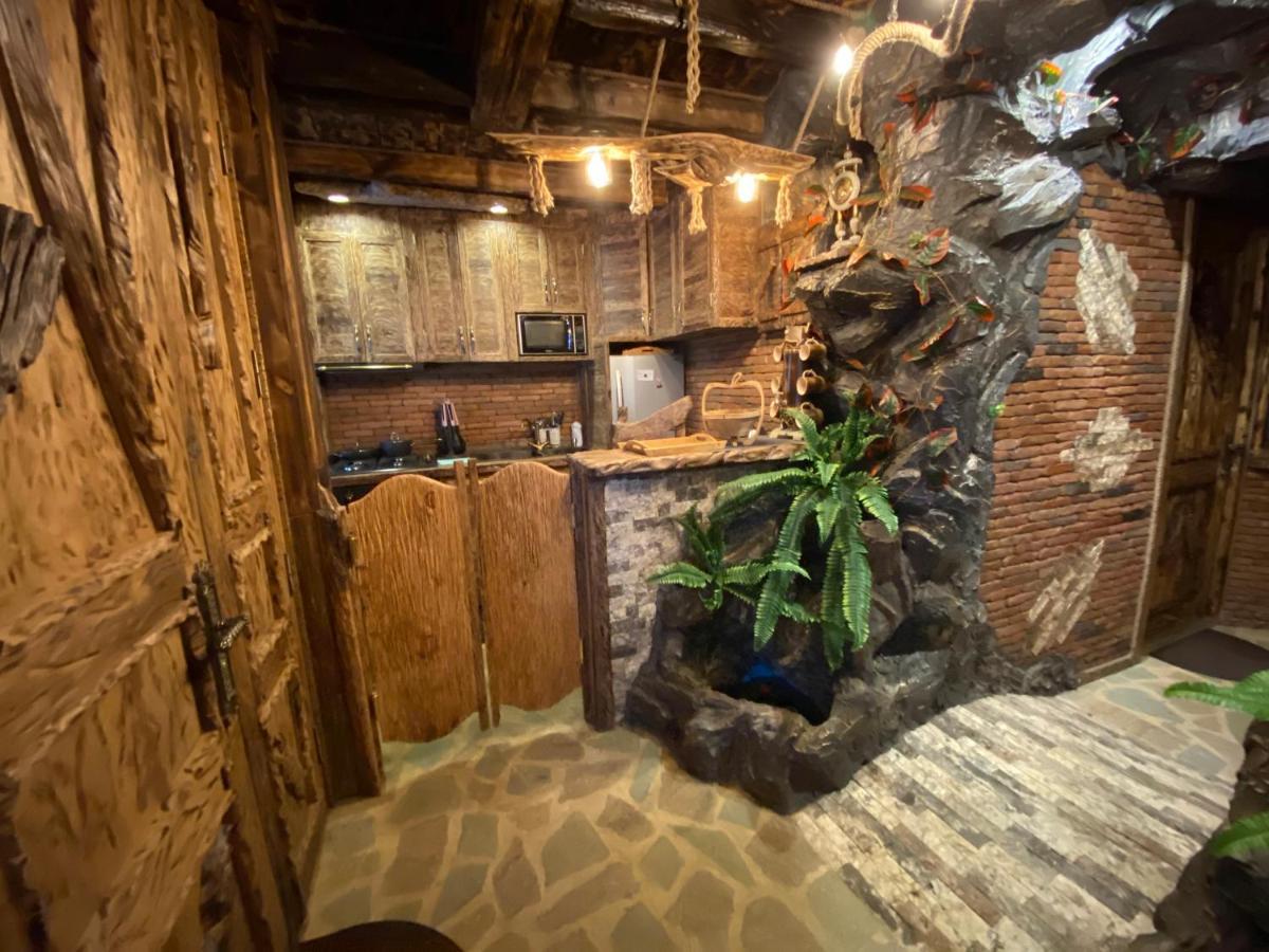 Boutique Fantasy Hotel Tbilisi Ngoại thất bức ảnh